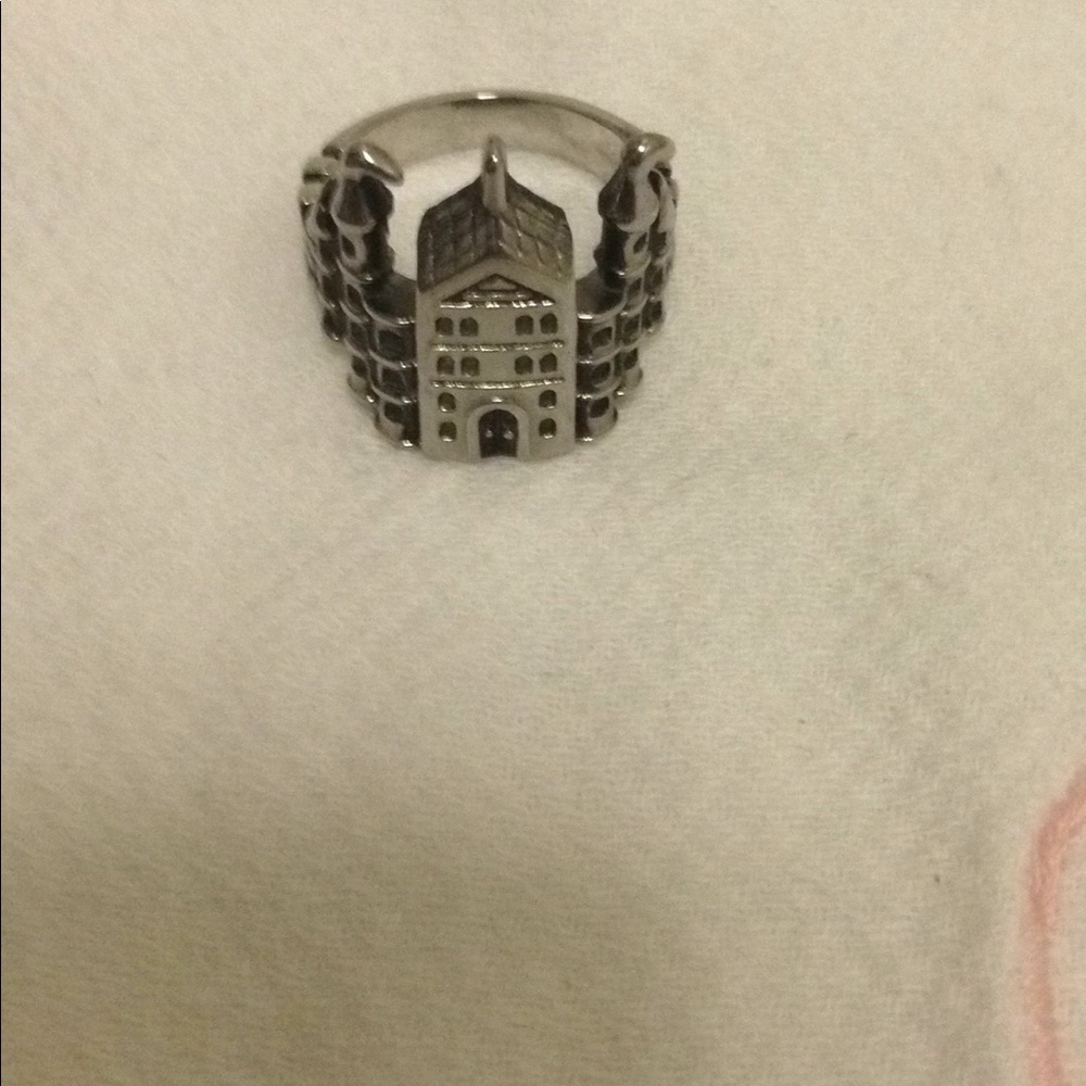 women's Ring Stainless steel Castle Ring  Sz8
